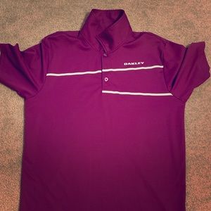 Men’s Large Oakley golf polo